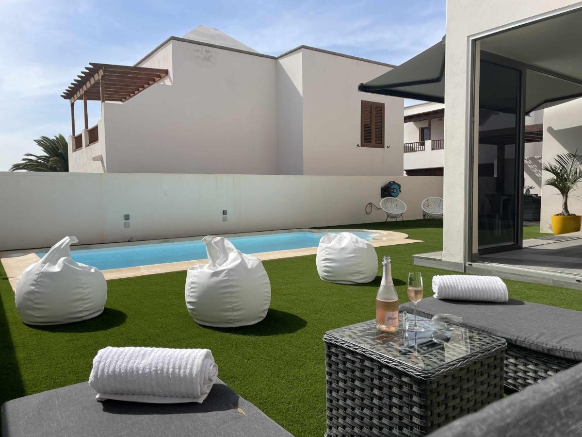 Holyhome Villa Cinema Perfect For Families Costa Teguise Bagian luar foto