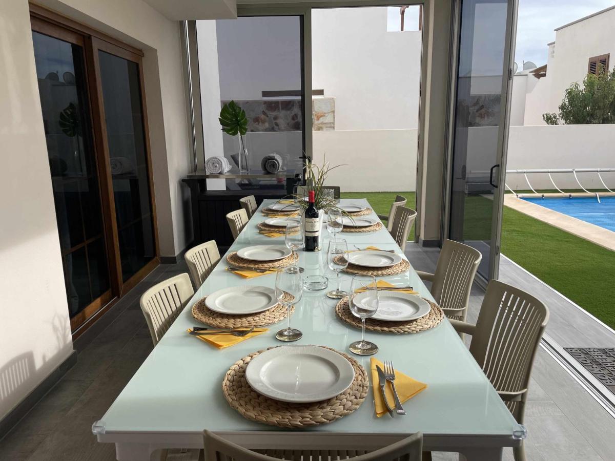Holyhome Villa Cinema Perfect For Families Costa Teguise Bagian luar foto