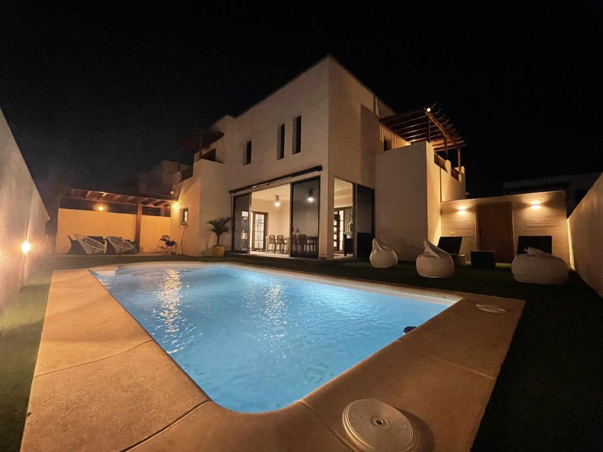 Holyhome Villa Cinema Perfect For Families Costa Teguise Bagian luar foto